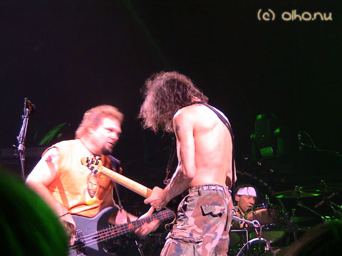 The band on Up For Breakfast - © Olho Nu